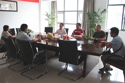 市環(huán)境監(jiān)察支隊領導一行來我司進行考察